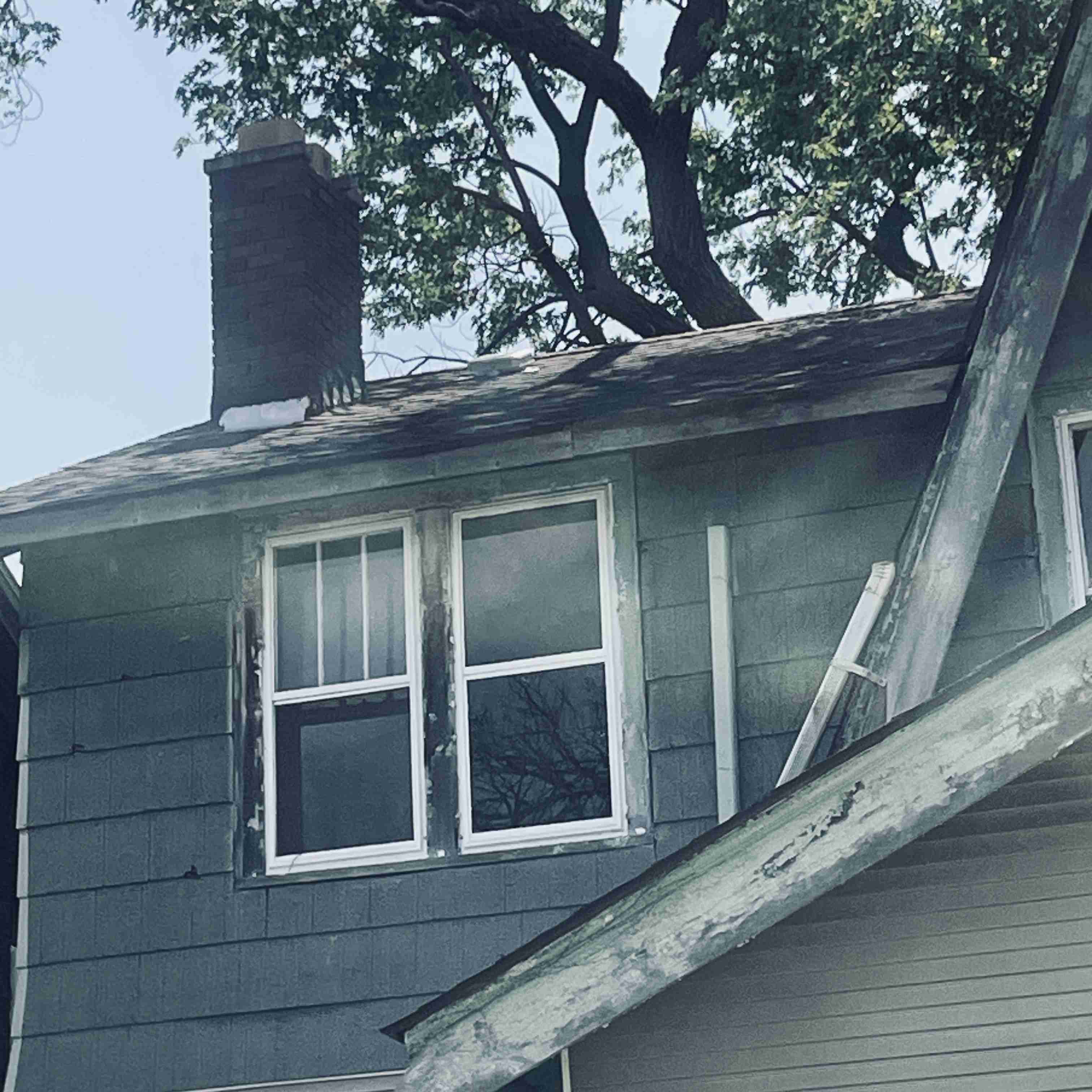 2537 Fullerton (5).jpg